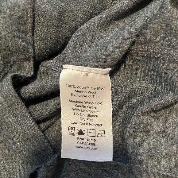 Ibex 100% merino wool grey long-sleeved hoodie sweater - Picture 4 of 9